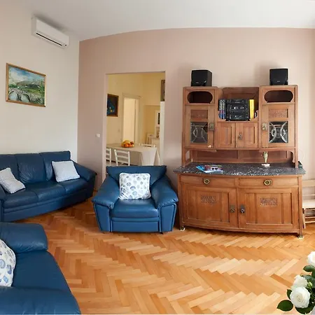 Gianina Apartament