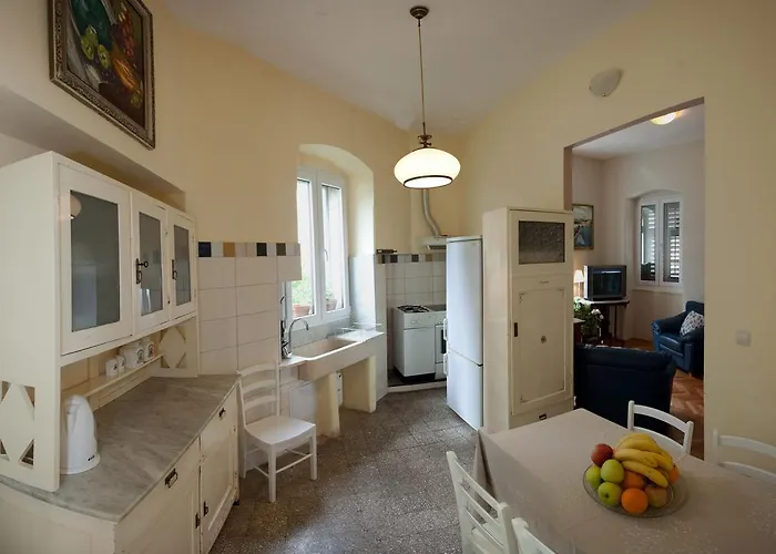 Apartamento Gianina *