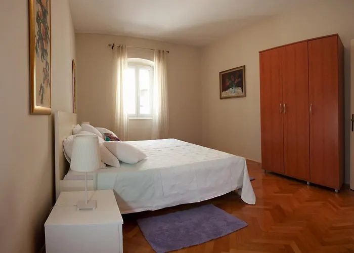 Apartamento Gianina *